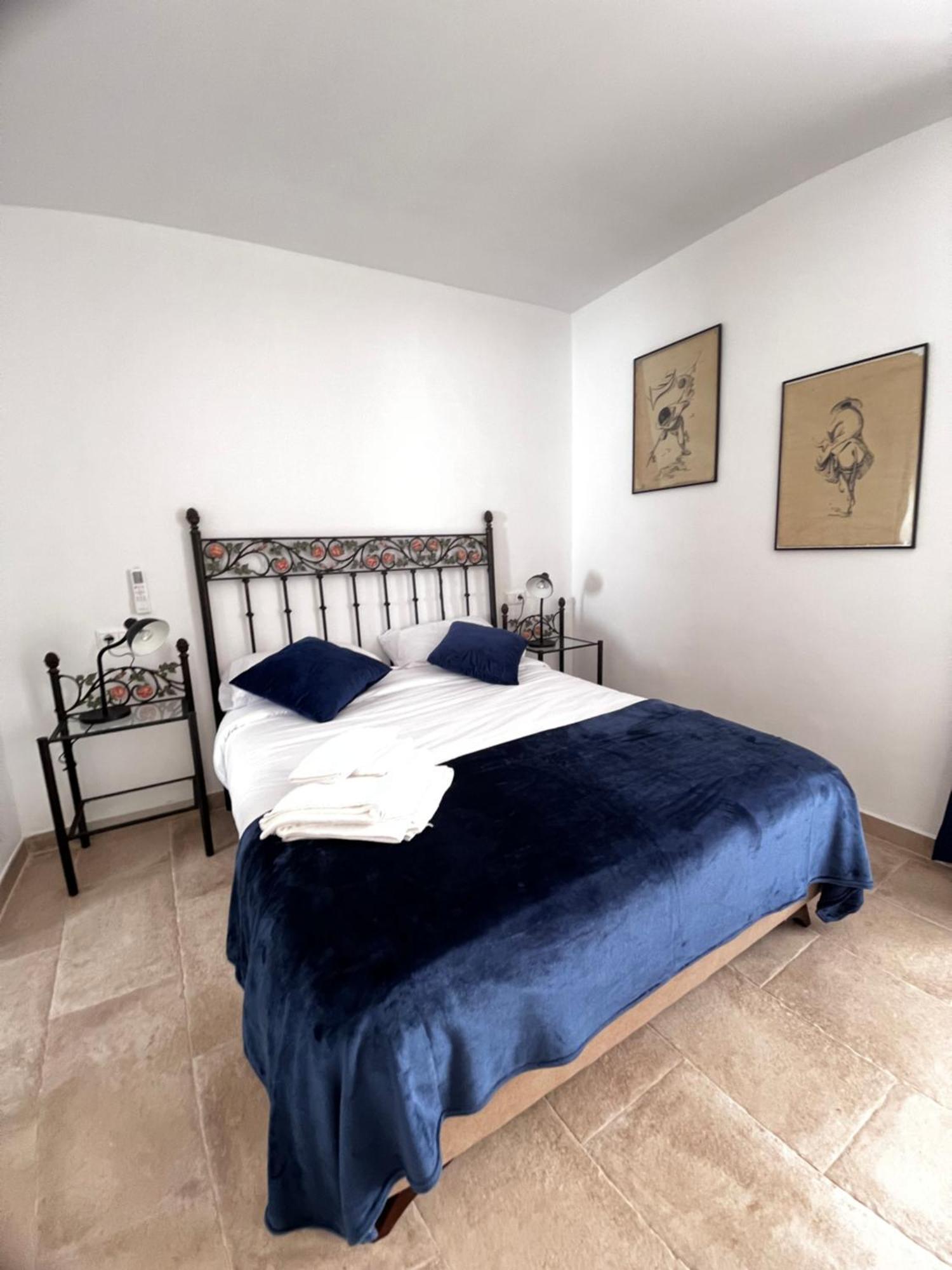 Shanti's Andalusian Apartment Málaga