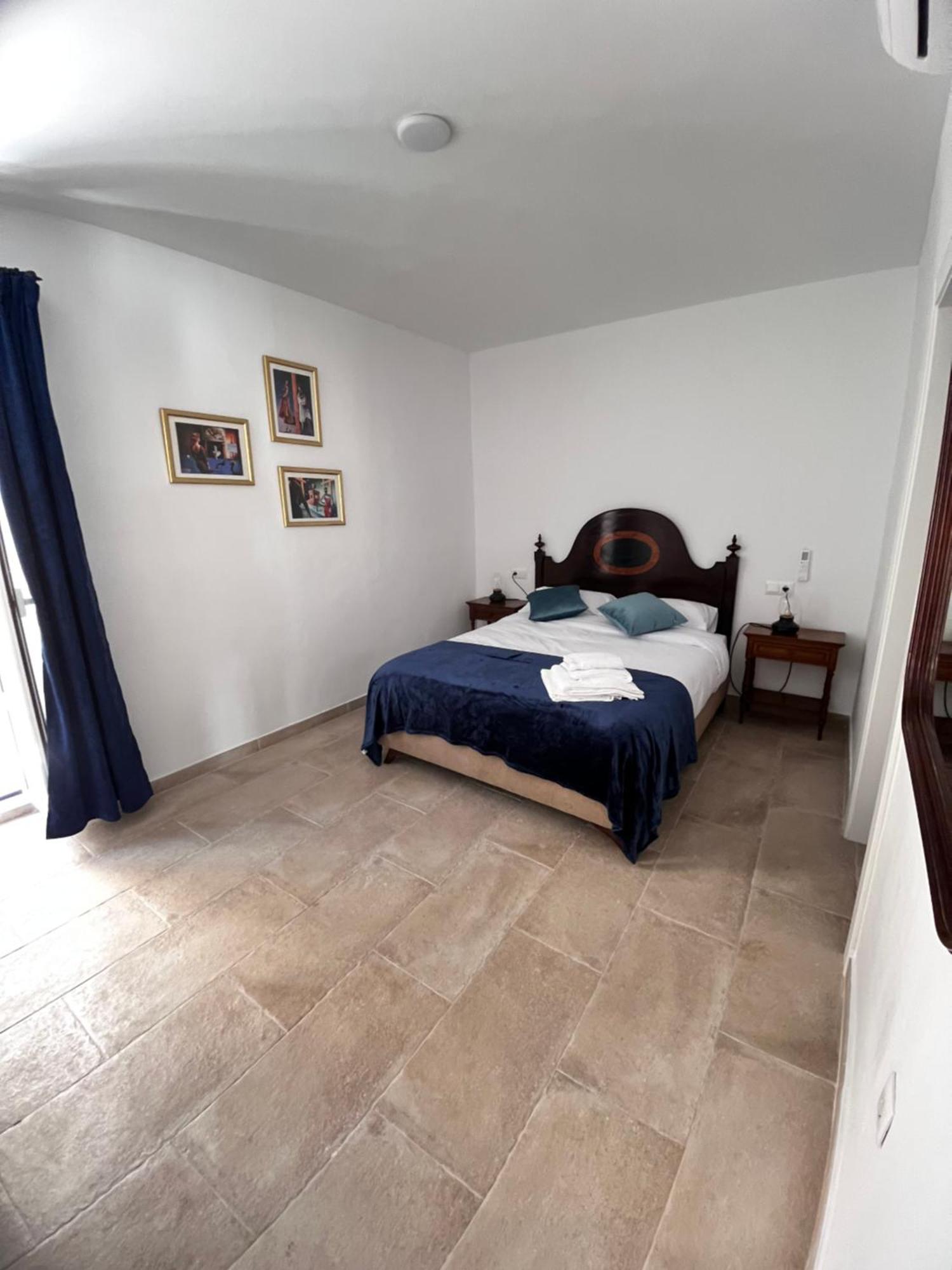 Shanti's Andalusian * Málaga